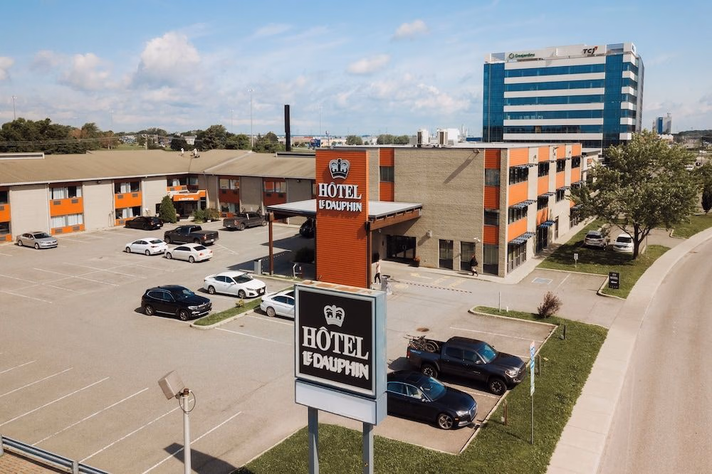 Hotel Dauphin Saint Hyacinthe4
