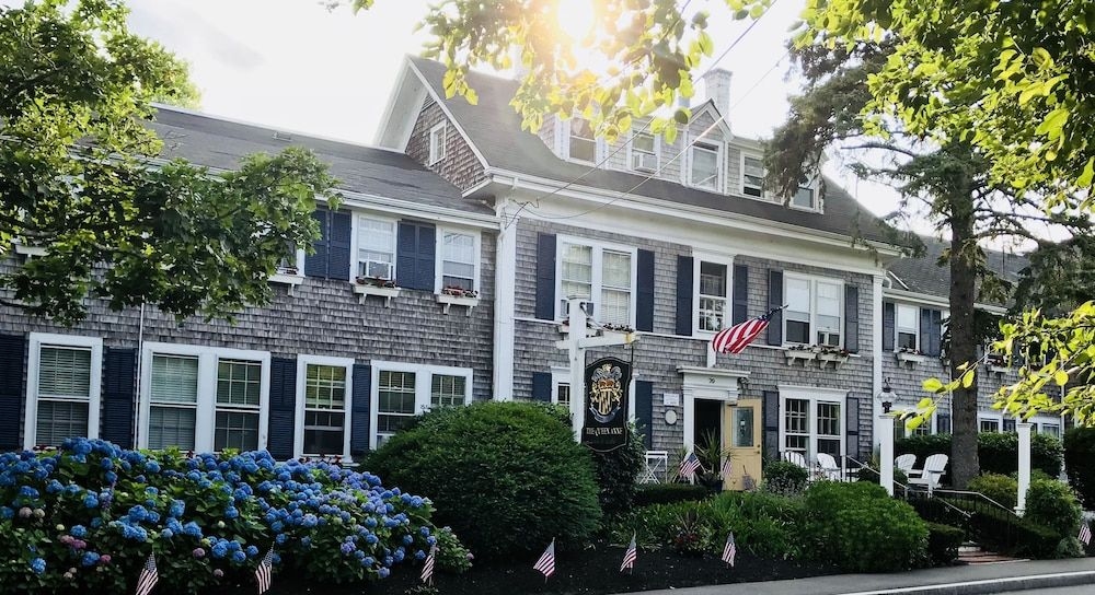 Queen Anne Inn4