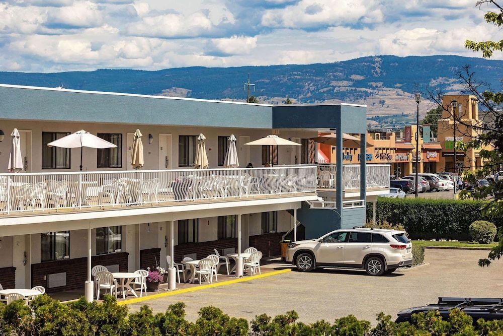 SIESTA SUITES1
