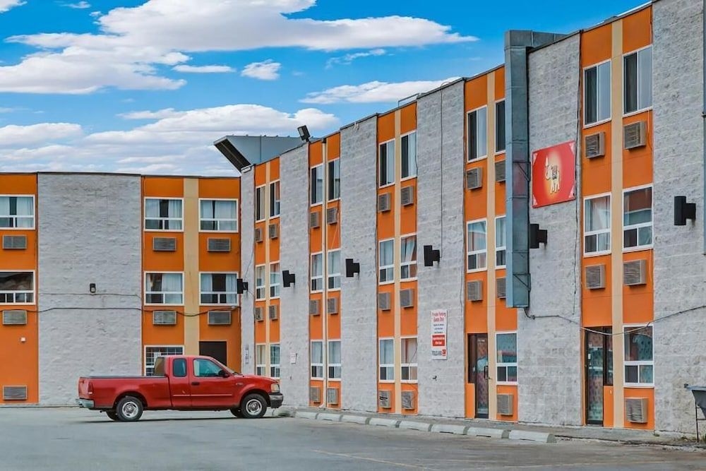 Airport Traveller's Inn1