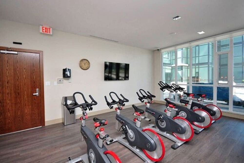 Pathway Suites - 4065 Brickstone4