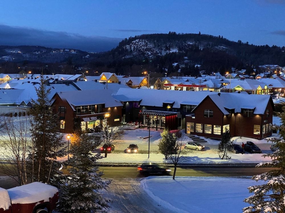 Hotel & Suites Les Laurentides Saint Sauveur4