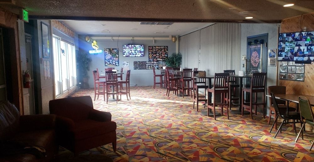 Travelodge Laramie2