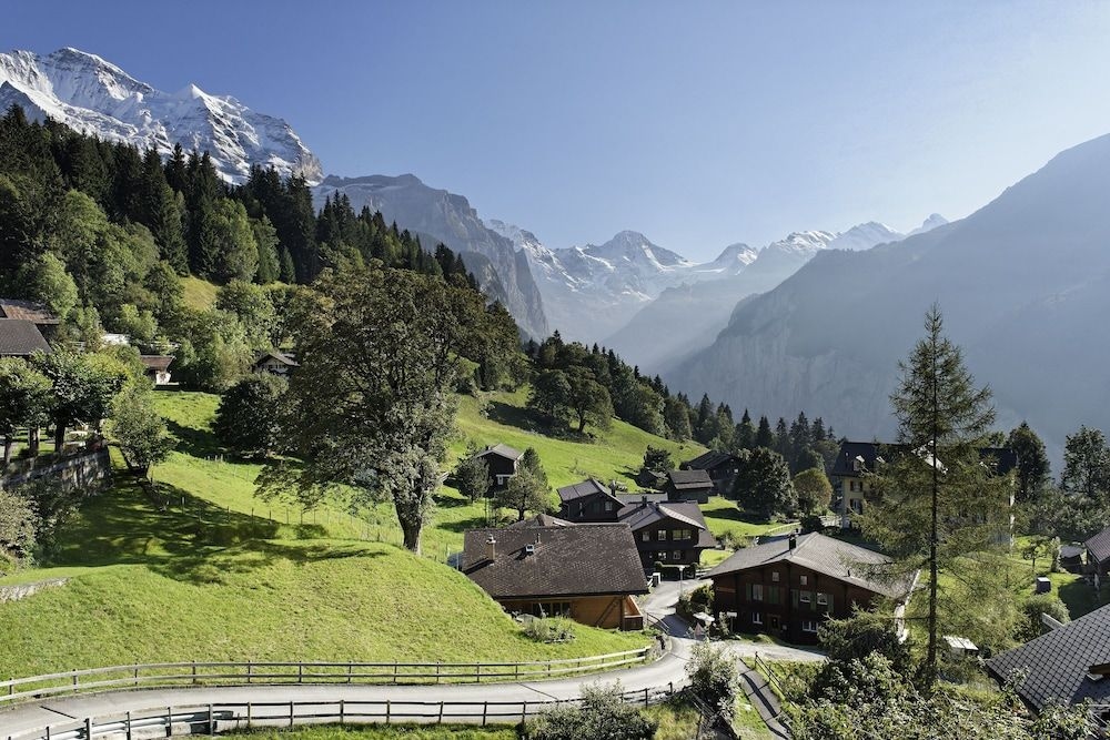 Hotel Alpenrose Wengen1