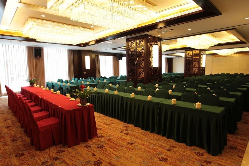 Gladden Hotel Chengdu3