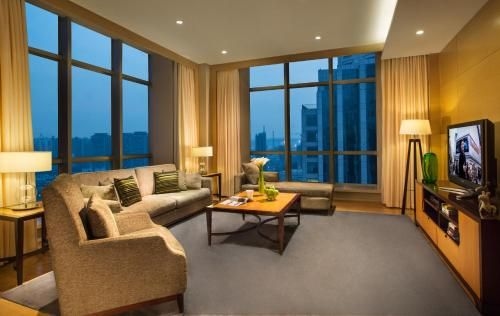 Somerset Grand Central Dalian1