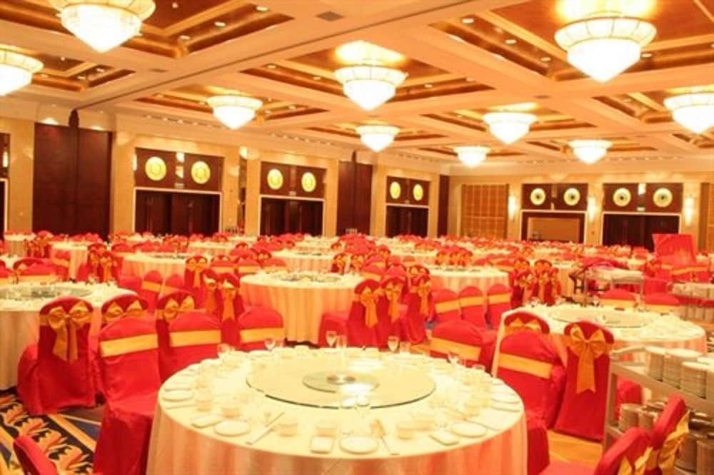 Langfang International Hotel1