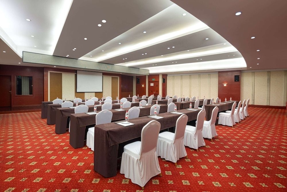 Ramada Plaza Chongqing West4