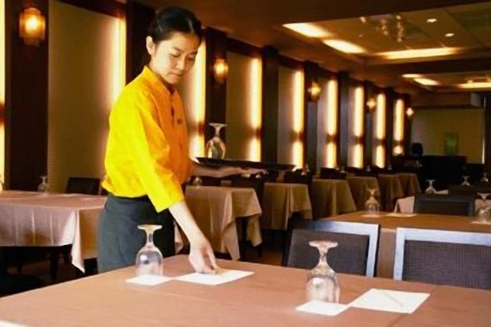 เซดาร์วู้ด วิลล่า (Cedarwood Villa)4