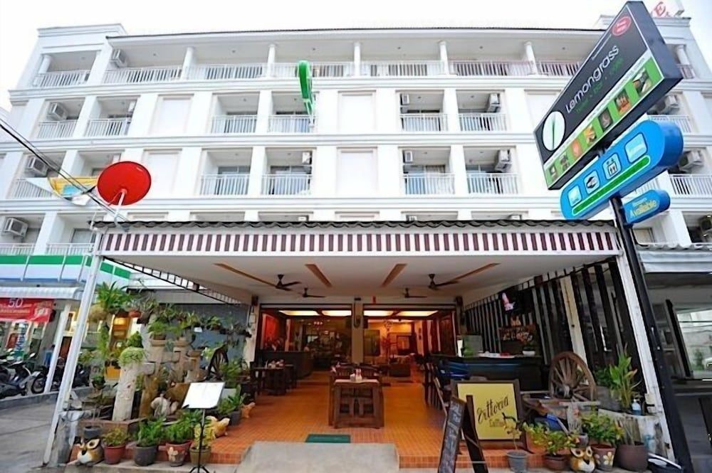 โรงแรมเลมอนแกรส (Lemongrass)2