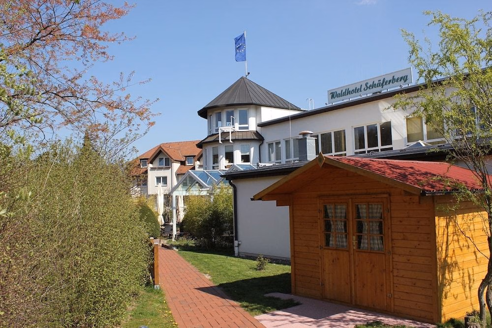 Waldhotel Schaeferberg1