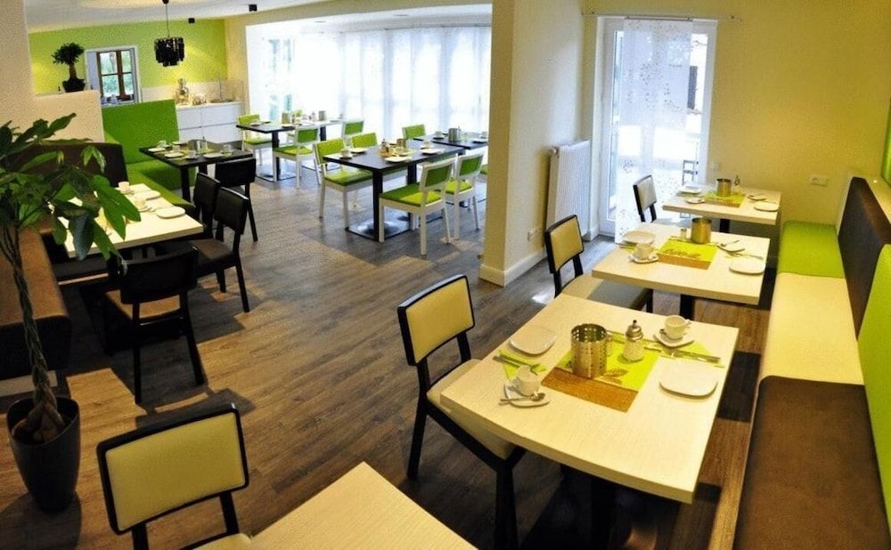 โรงแรมอามิกา (Hotel Amiga)2