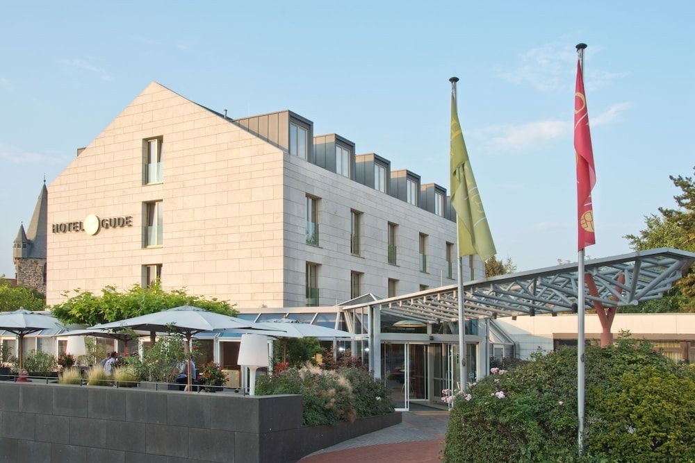 Hotel Gude0