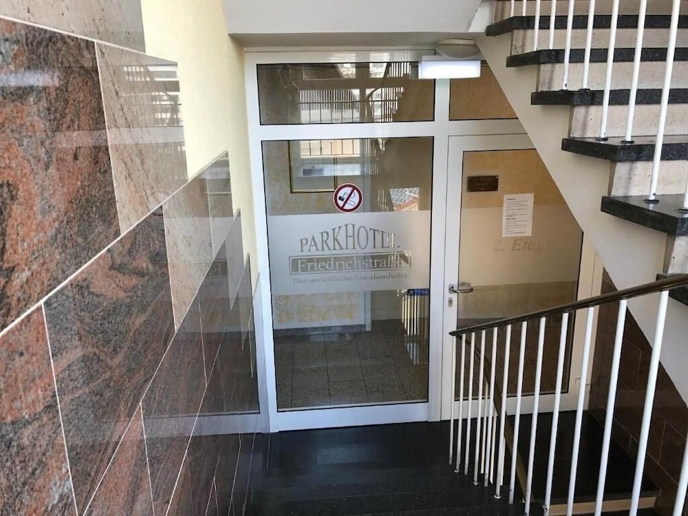 Parkhotel FriedrichstraZe3