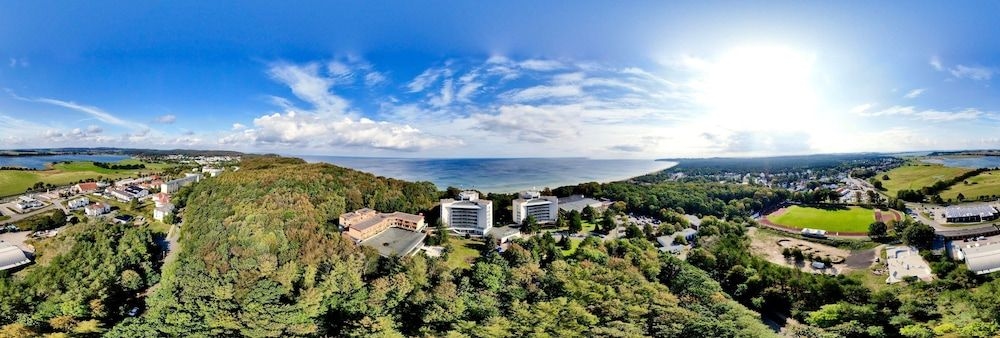 Cliff-Hotel Rugen3