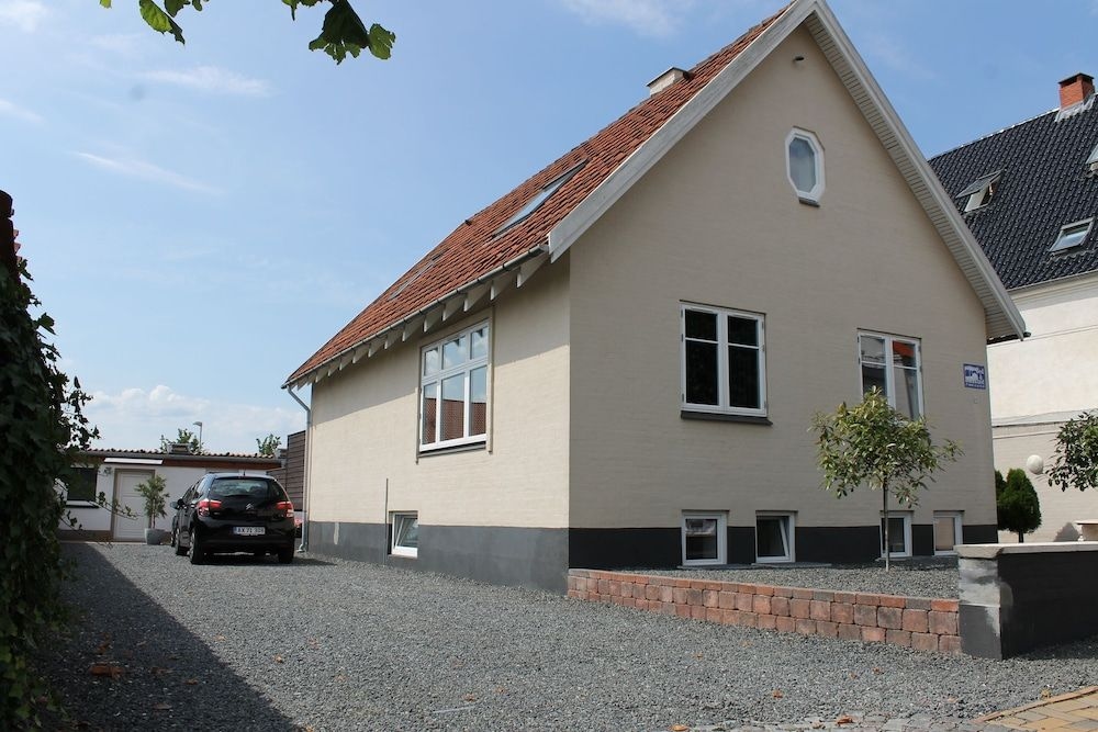 Amalie Bed and Breakfast & Apartments1