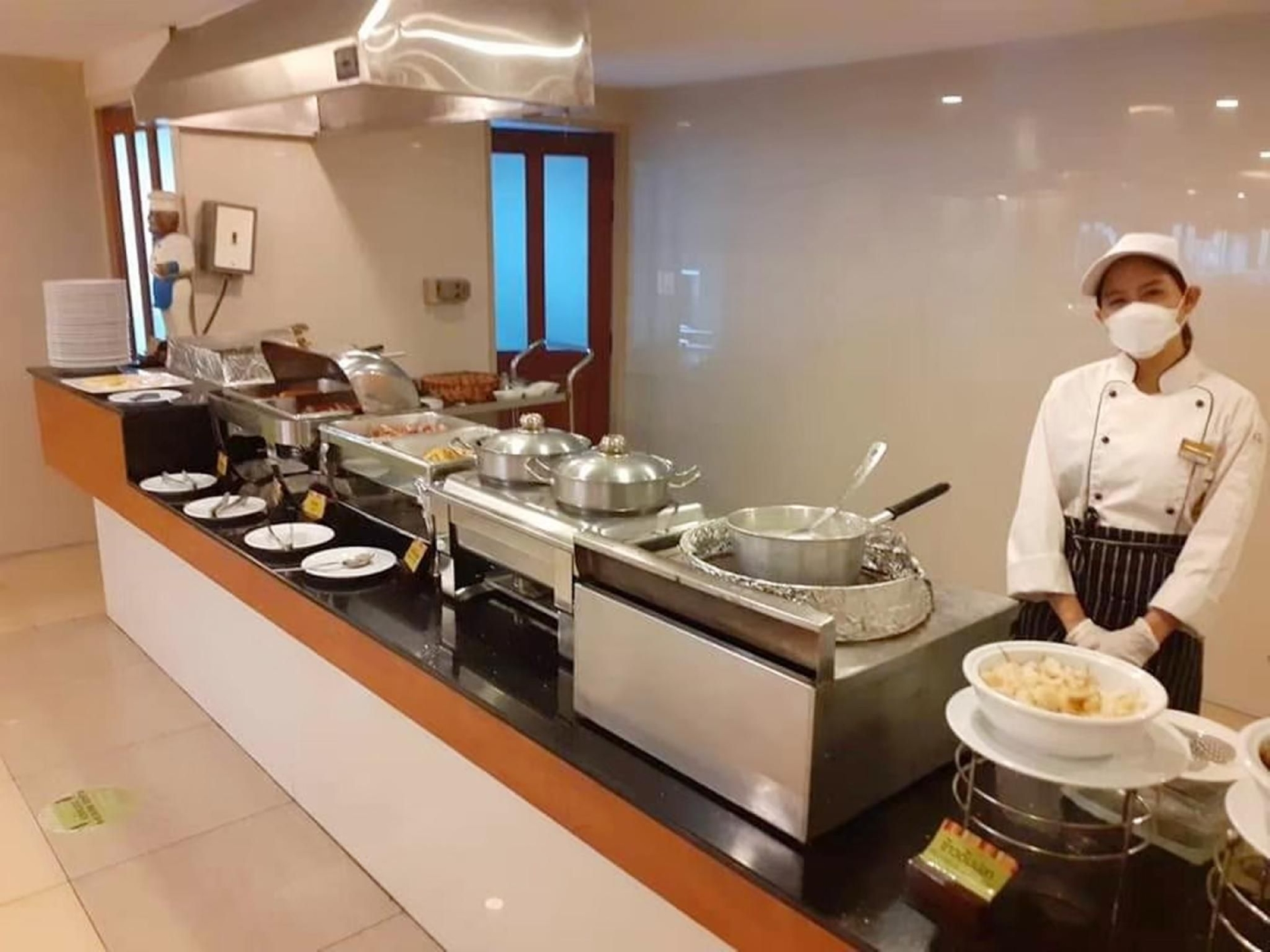 โรงแรมลองบีช ชะอำ (Long Beach Cha-Am Hotel)4