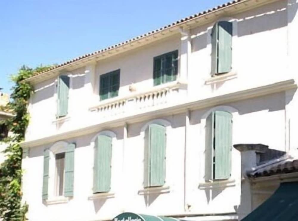 Hostellerie de la Source1