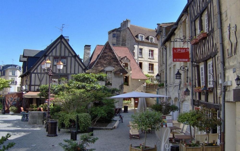 Hotel des Quatrans0