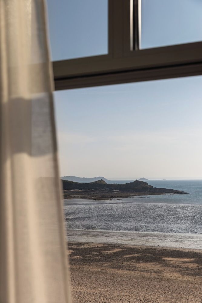 HOTEL LA PLAGE0