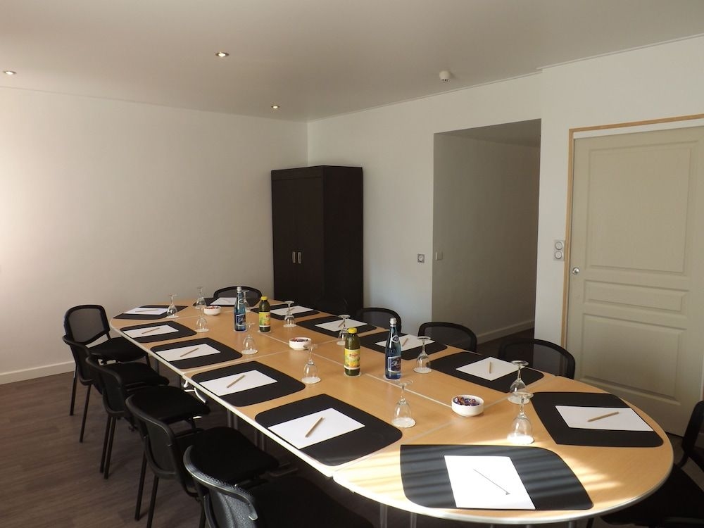 Hotel Comte de Nice3