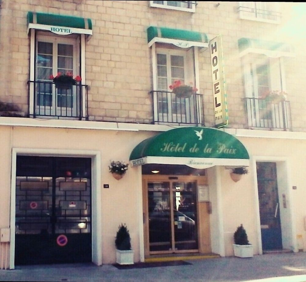Hotel de la Paix1