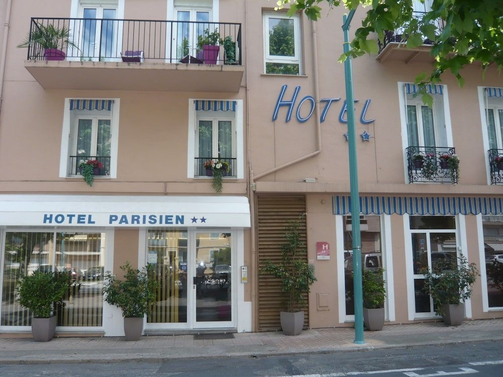 Hotel Parisien0