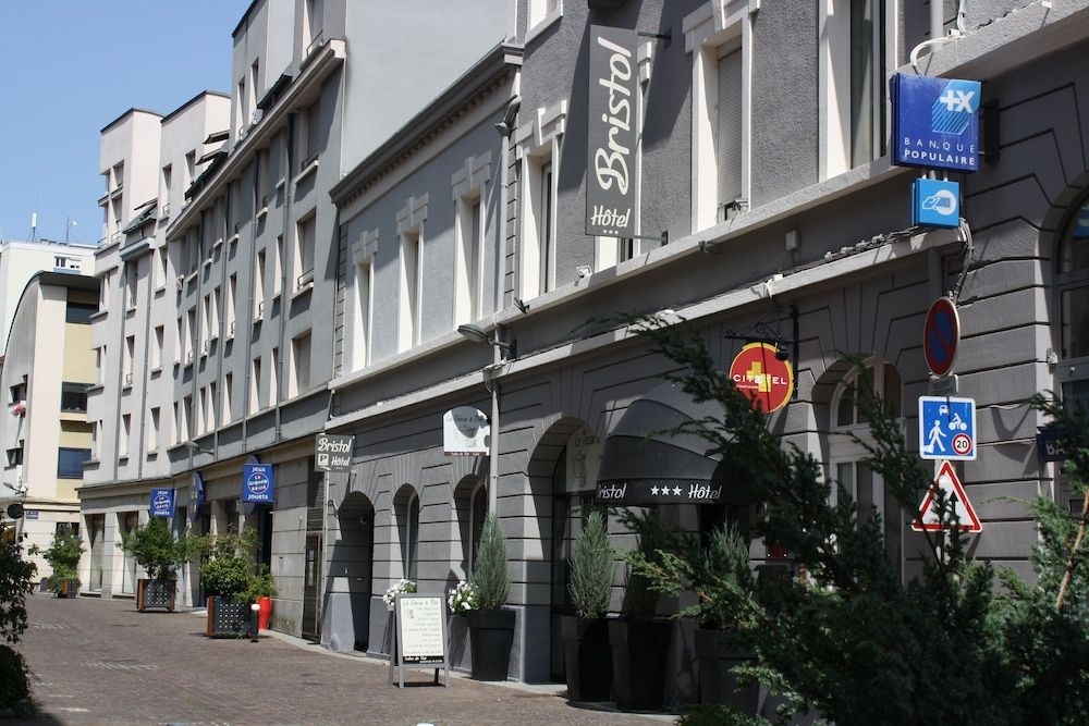Hotel Bristol4