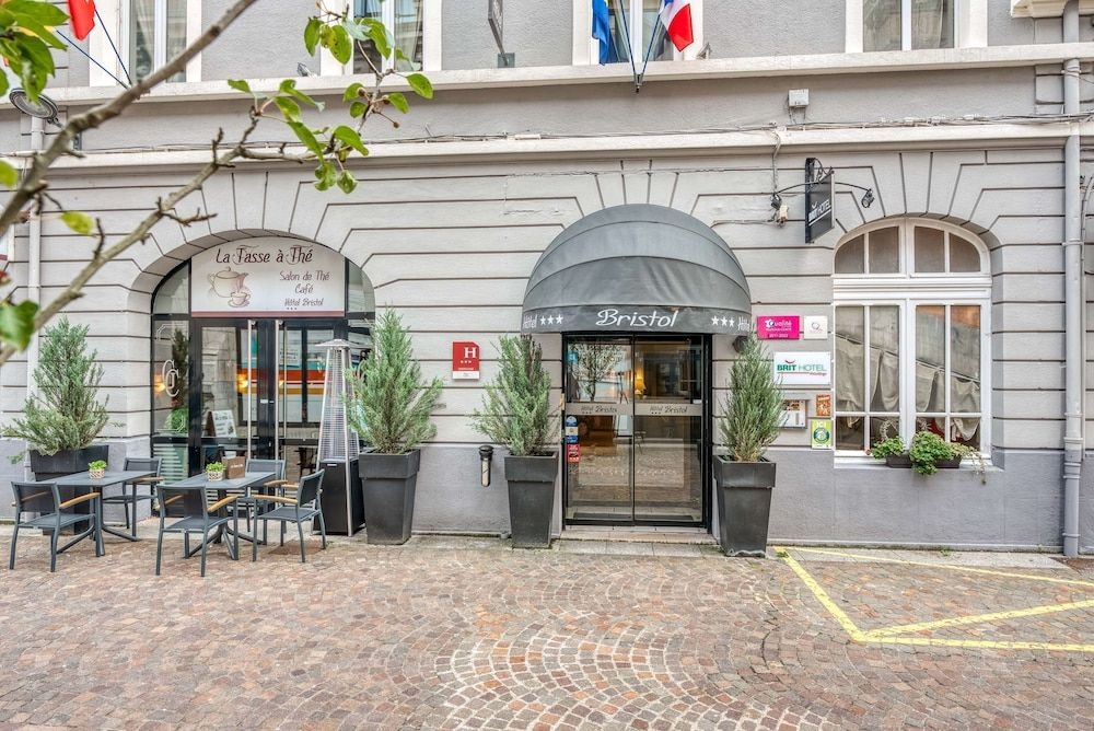 Hotel Bristol2