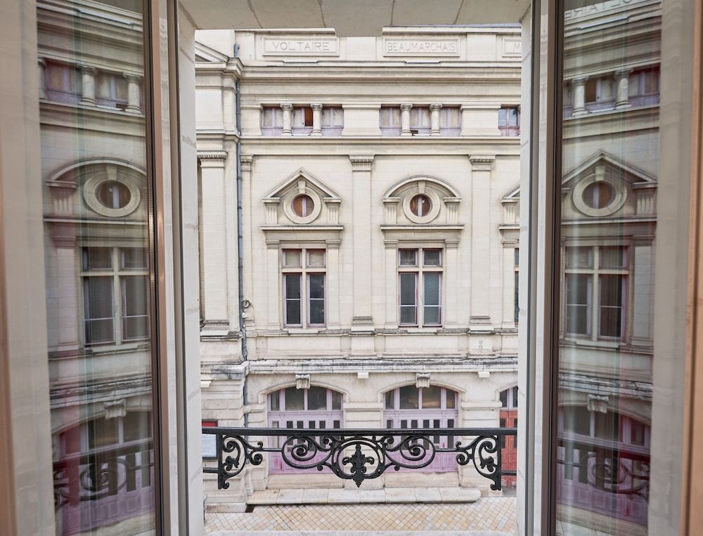 Hotel du Theatre0
