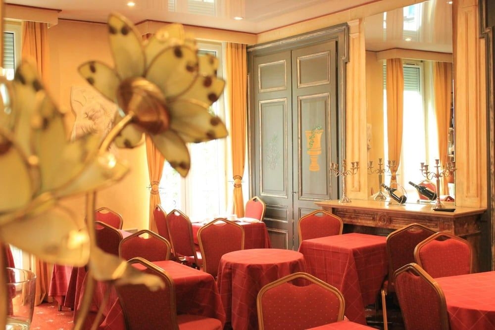 Hotel Foch2