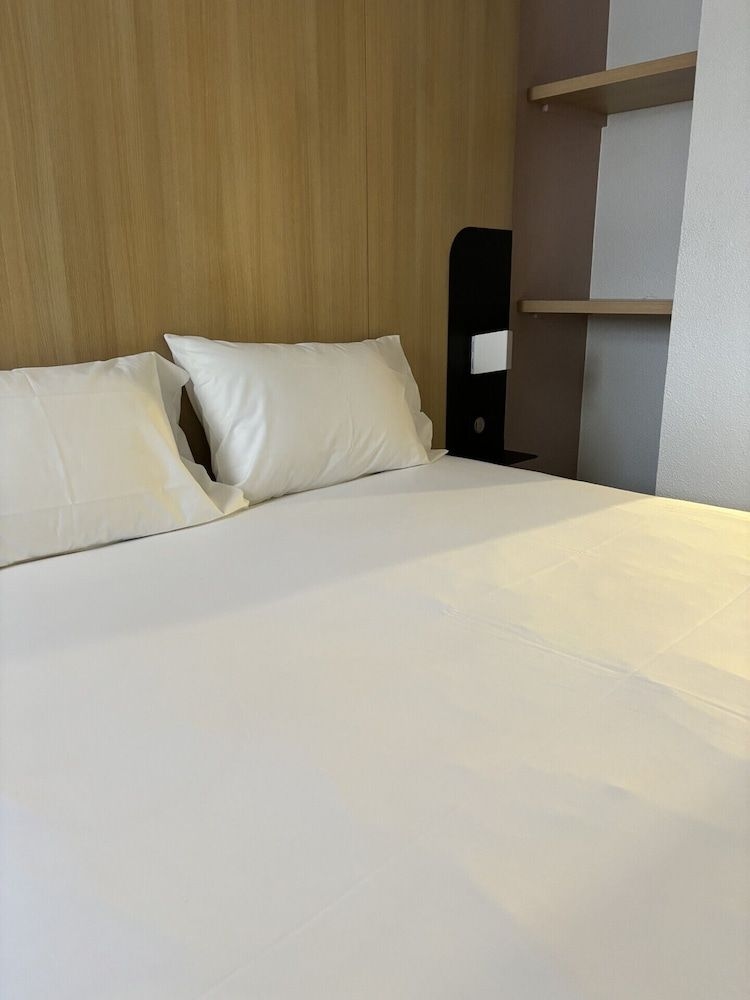 B&B Hotel LORIENT Lanester4