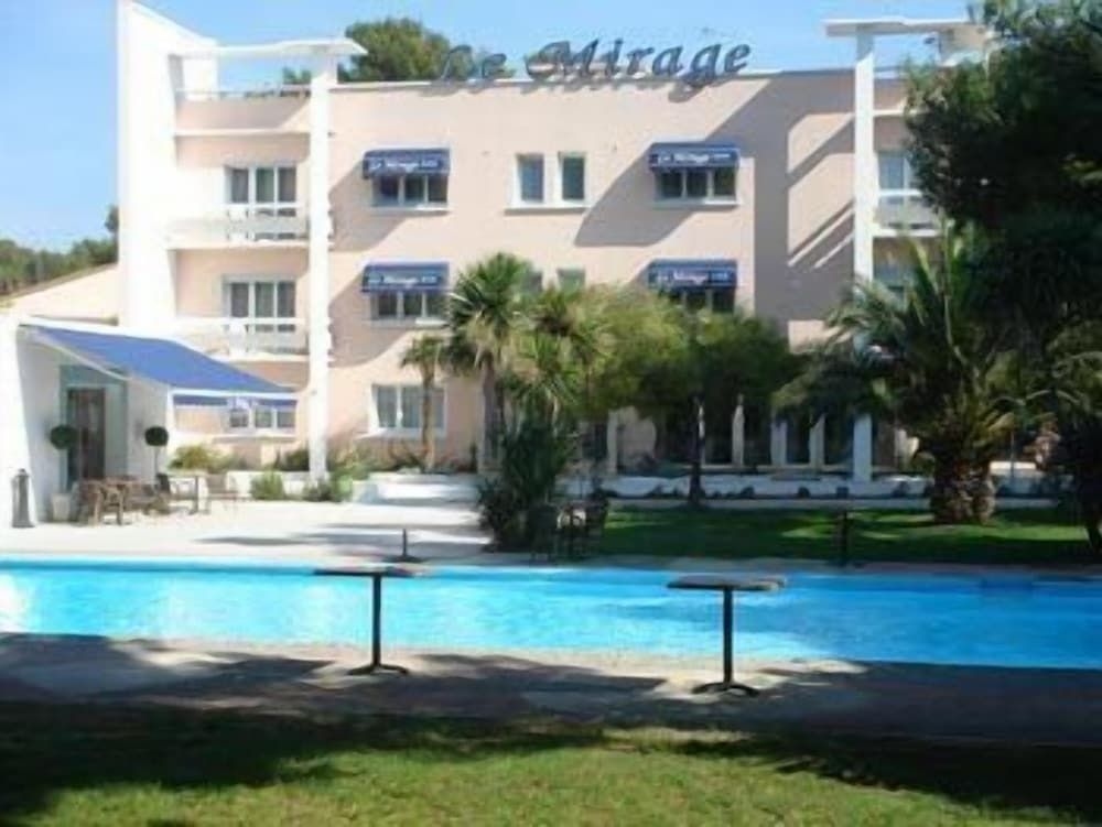 Le Mirage1