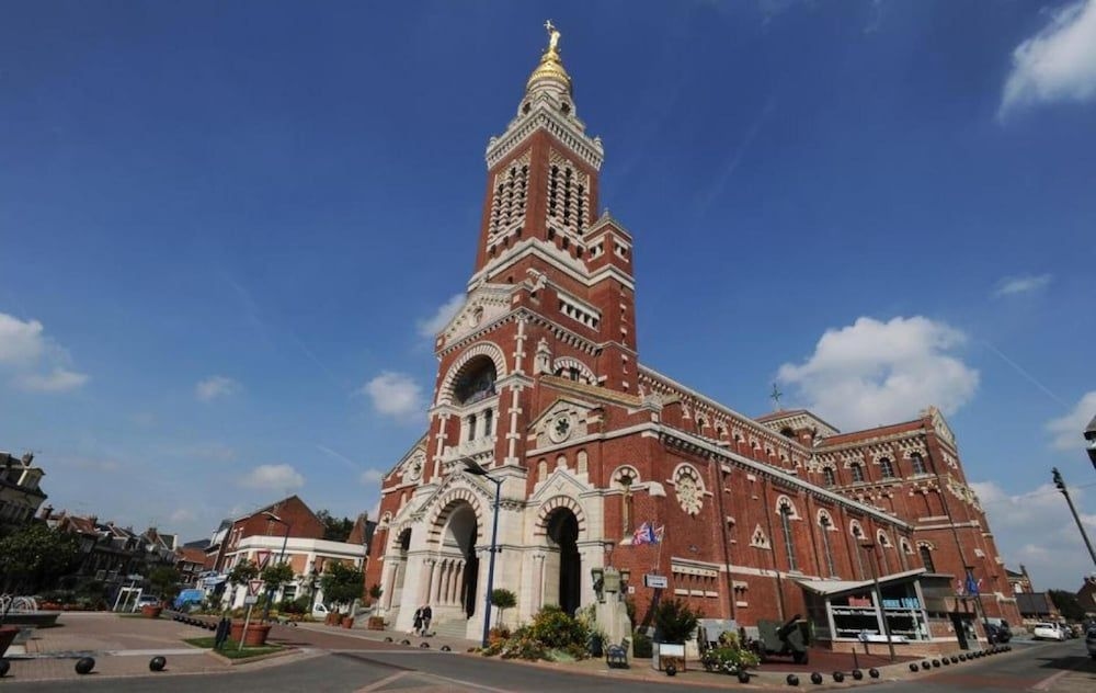 HOTEL DE LA BASILIQUE2