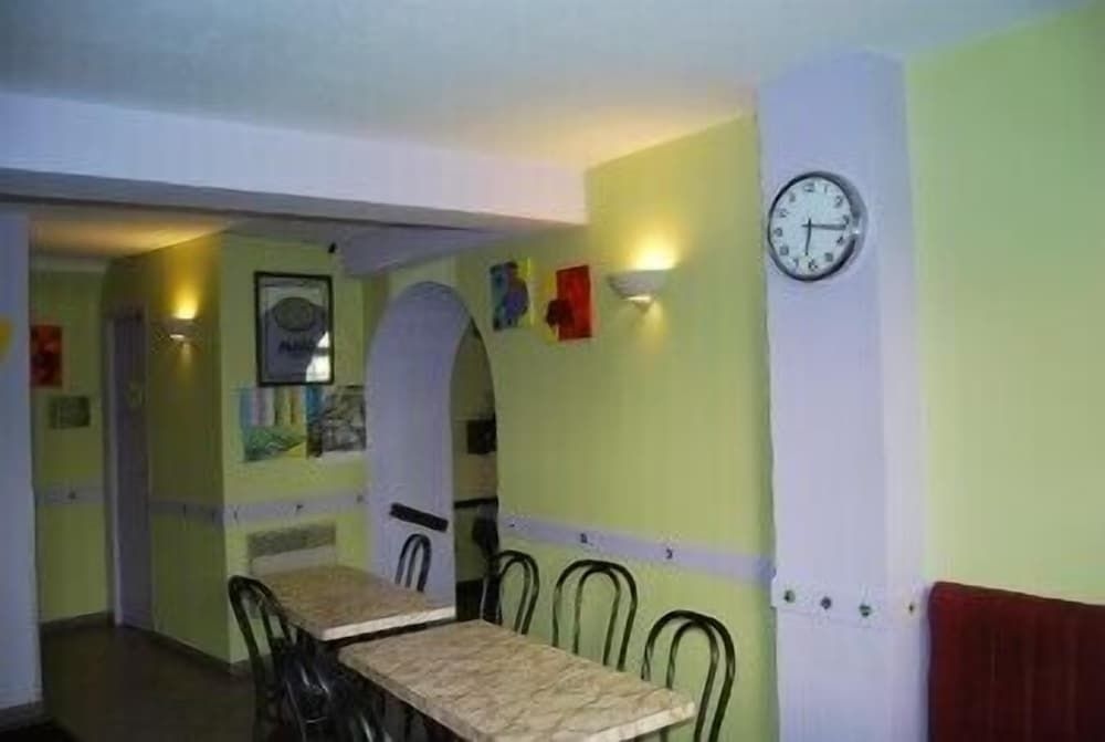 Hotel La Fontaine0