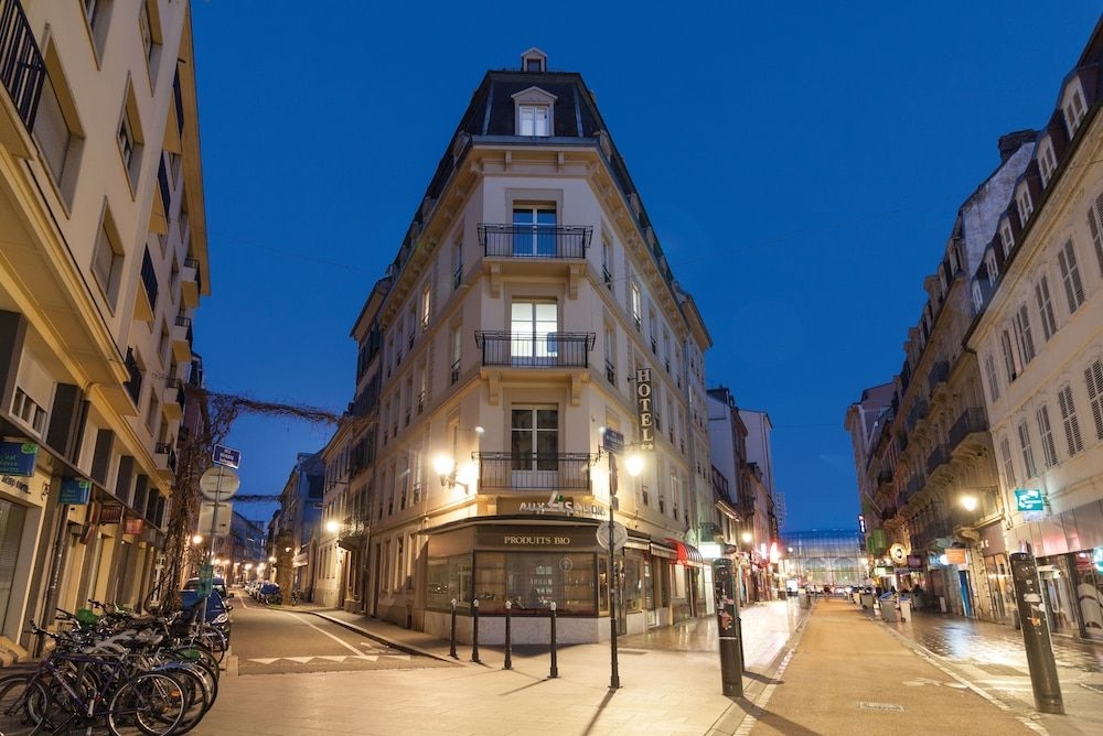 Hotel Victoria2
