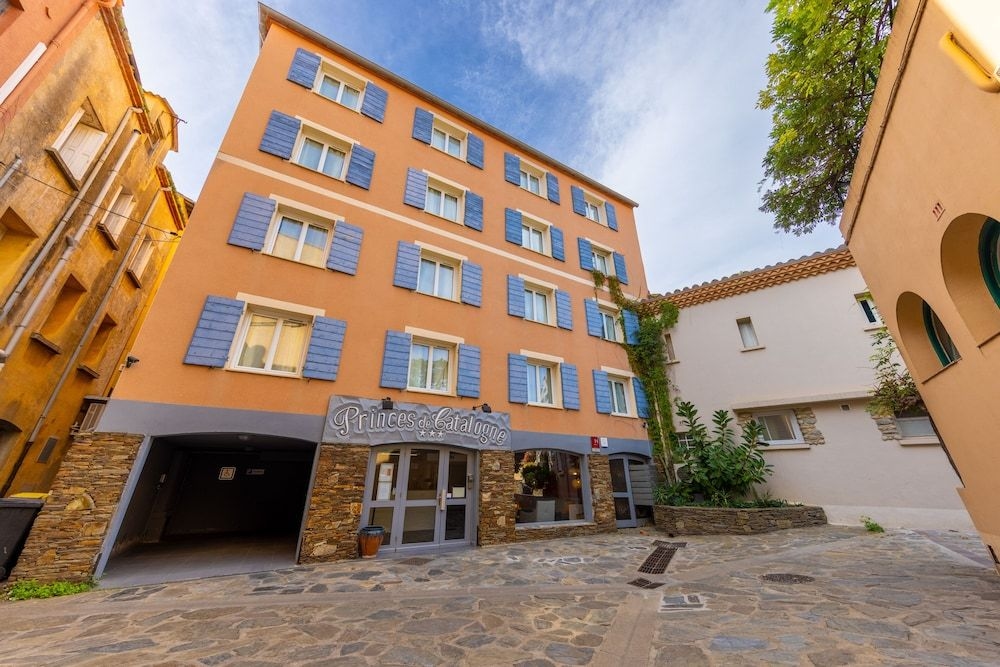 Hotel Princes de Catalogne0