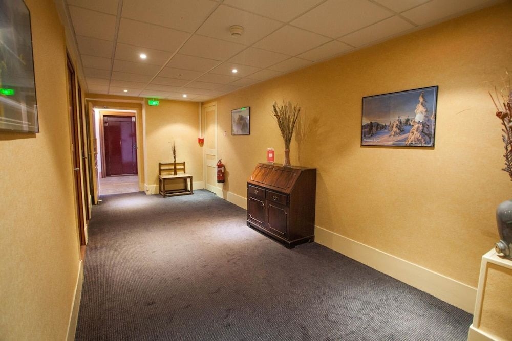 HOTEL AU TERMINUS2