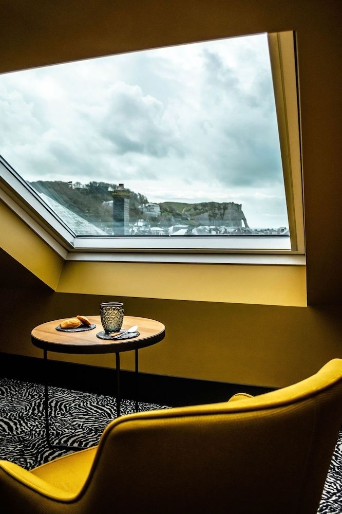 Hotel Ambassadeur1