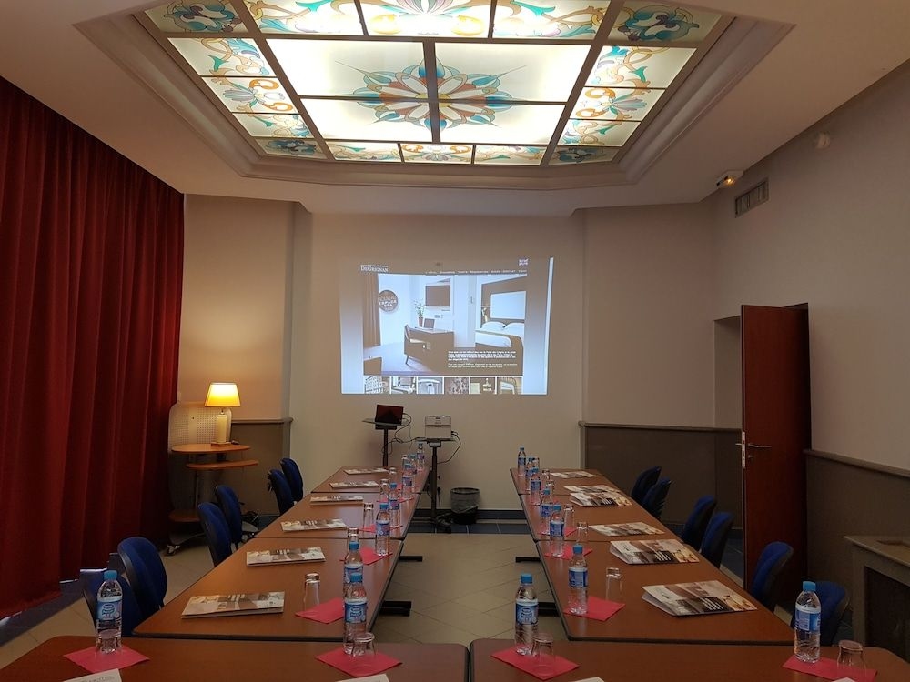 Hotel De Grignan4