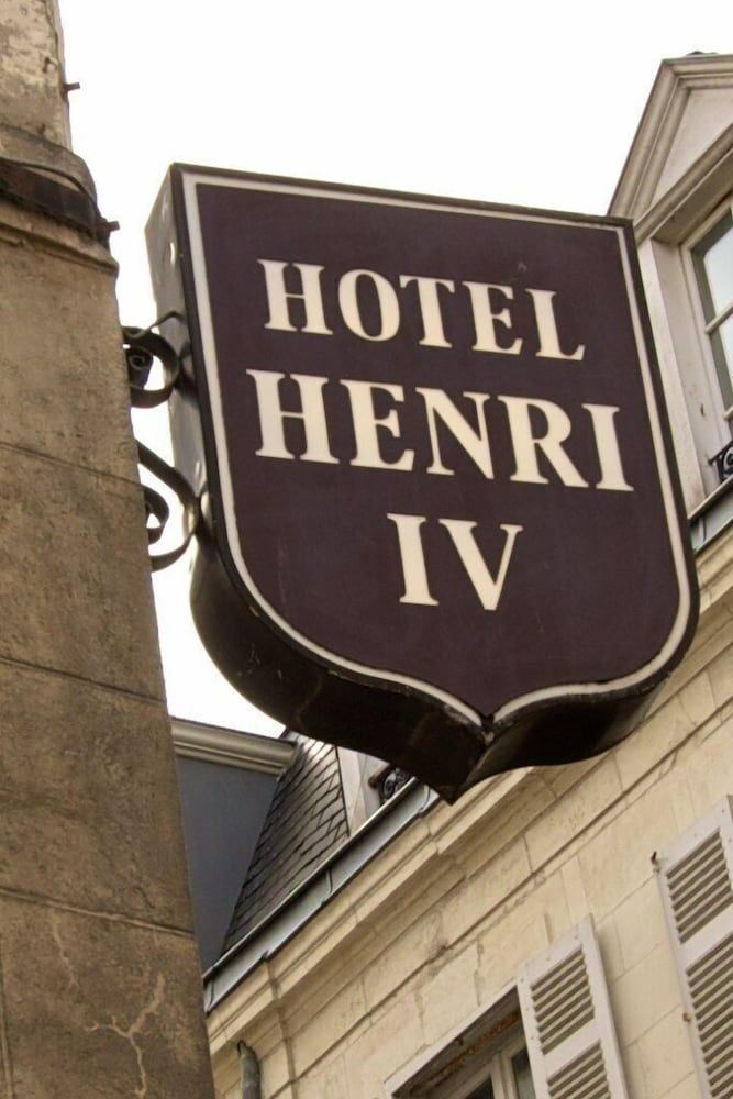 Hotel Henri IV4