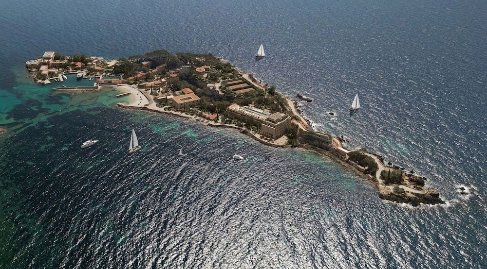 Delos - Ile de Bendor1
