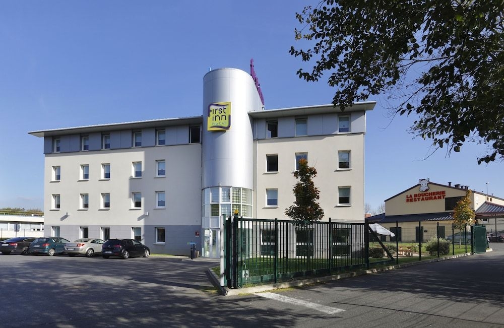 First Inn Hotel1