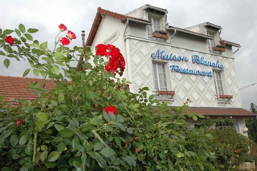 Hotel Restaurant Maison Blanche4