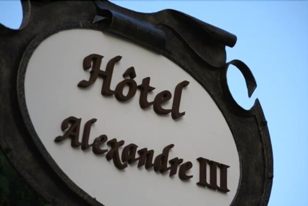 Hotel Alexandre III3