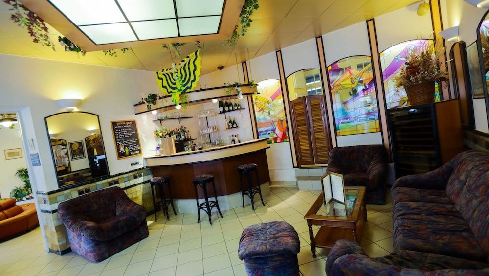 Aviation Hotel4
