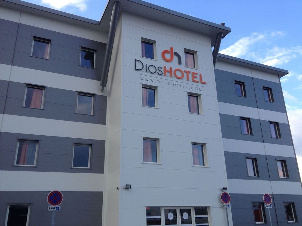 DIOS HOTEL0