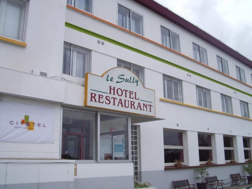 Hotel Le Sully0