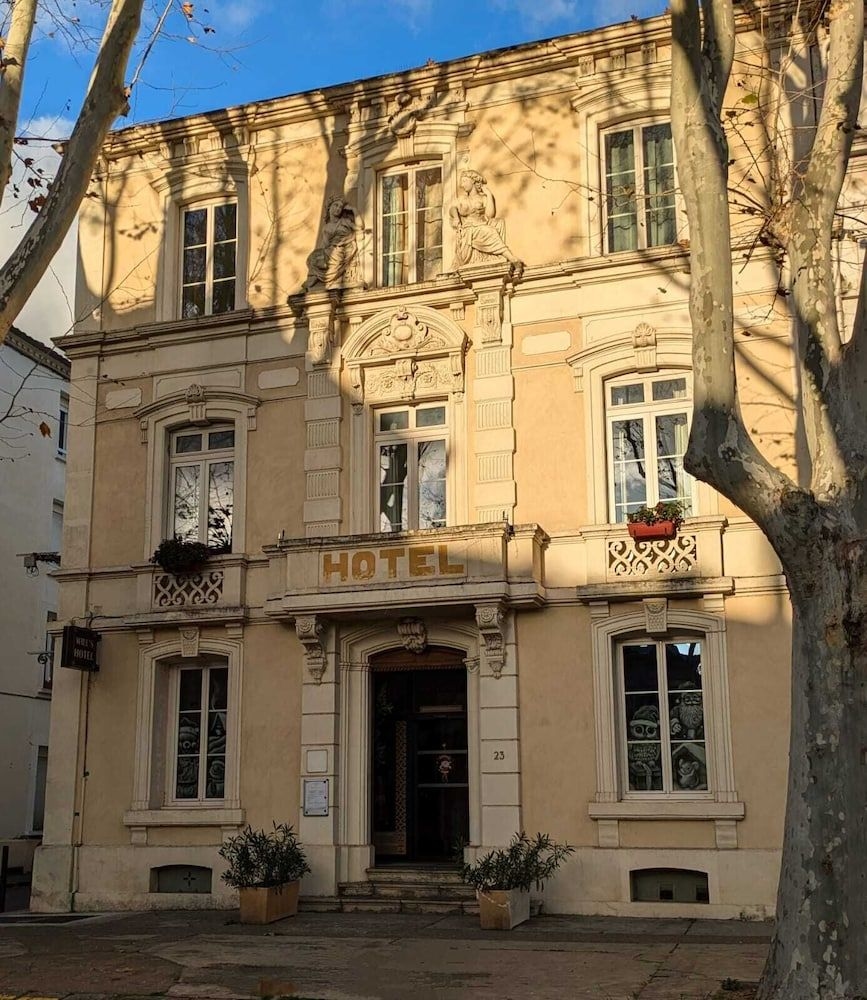 Will's Hotel1