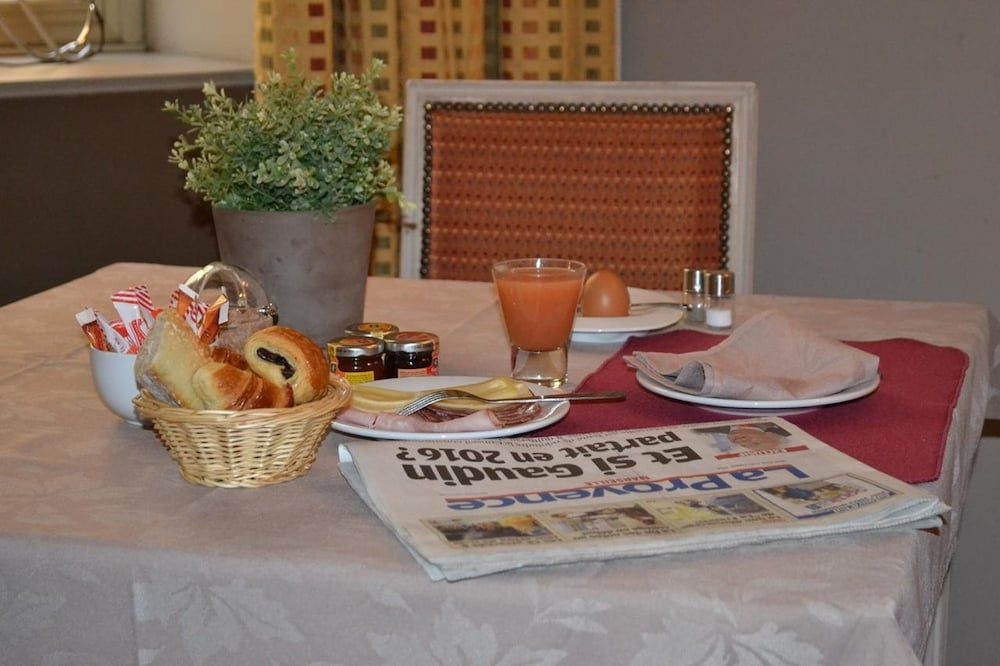 Hotel Saint Ferreol4
